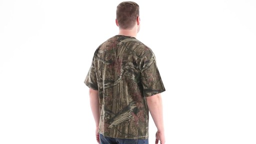 Ranger Men's Cotton/Polyester Camo T-Shirt Mossy Oak Break-Up Infinity 360 View - image 5 from the video